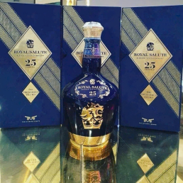 CHIVAS 25 ROYAL SALUTE - 700ml/40%