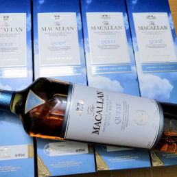 Rượu mạnh Macallan Quest 1 lit nắp xanh 40% vol chai thùng 12 chai